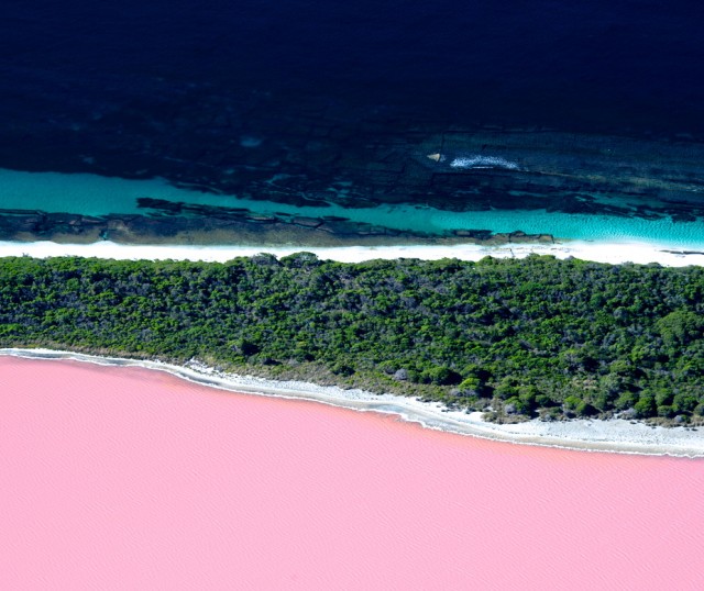 Hermoso-Lago-Rosa-Lake-Retba-Senegal